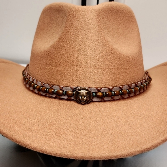 I'M DENISE... - Picture 8 of 13